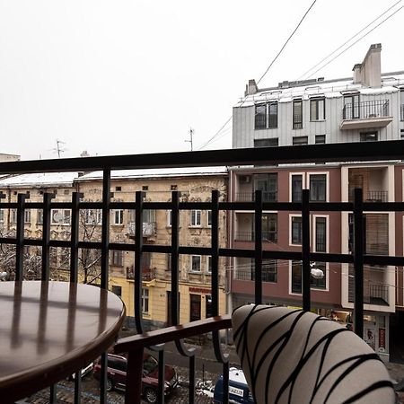 Comfort Apartment Lviv Exterior foto