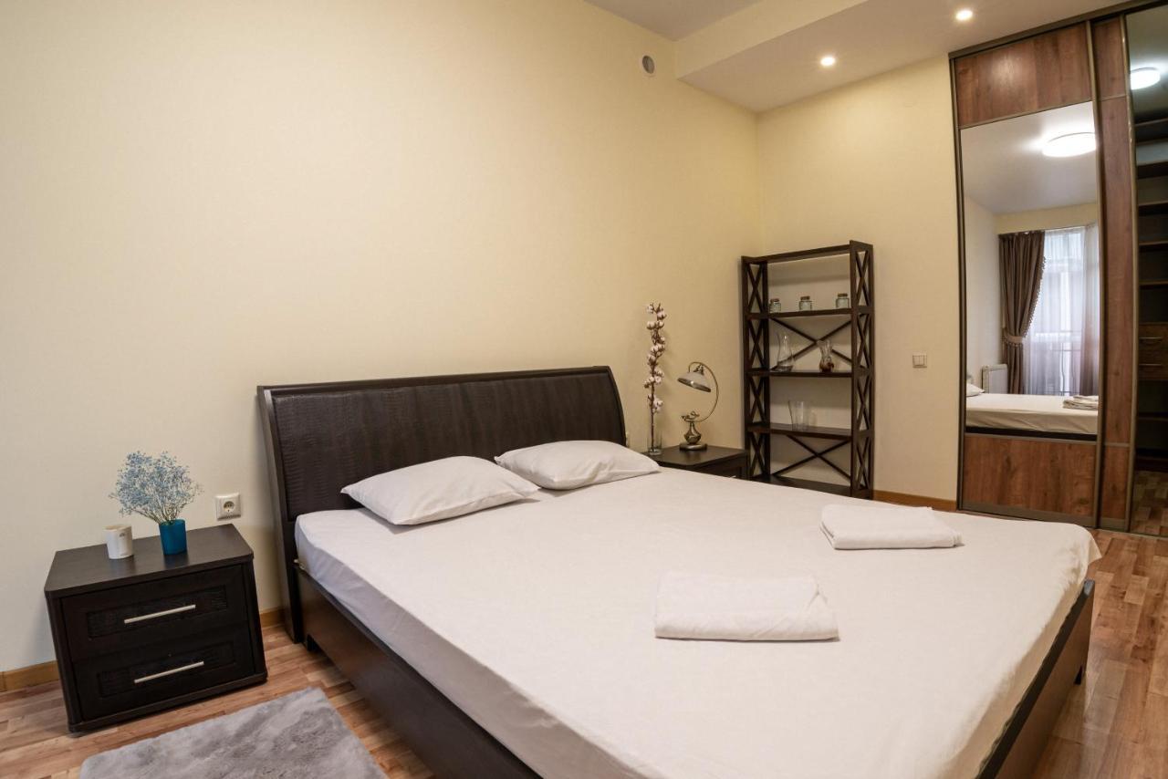Comfort Apartment Lviv Exterior foto