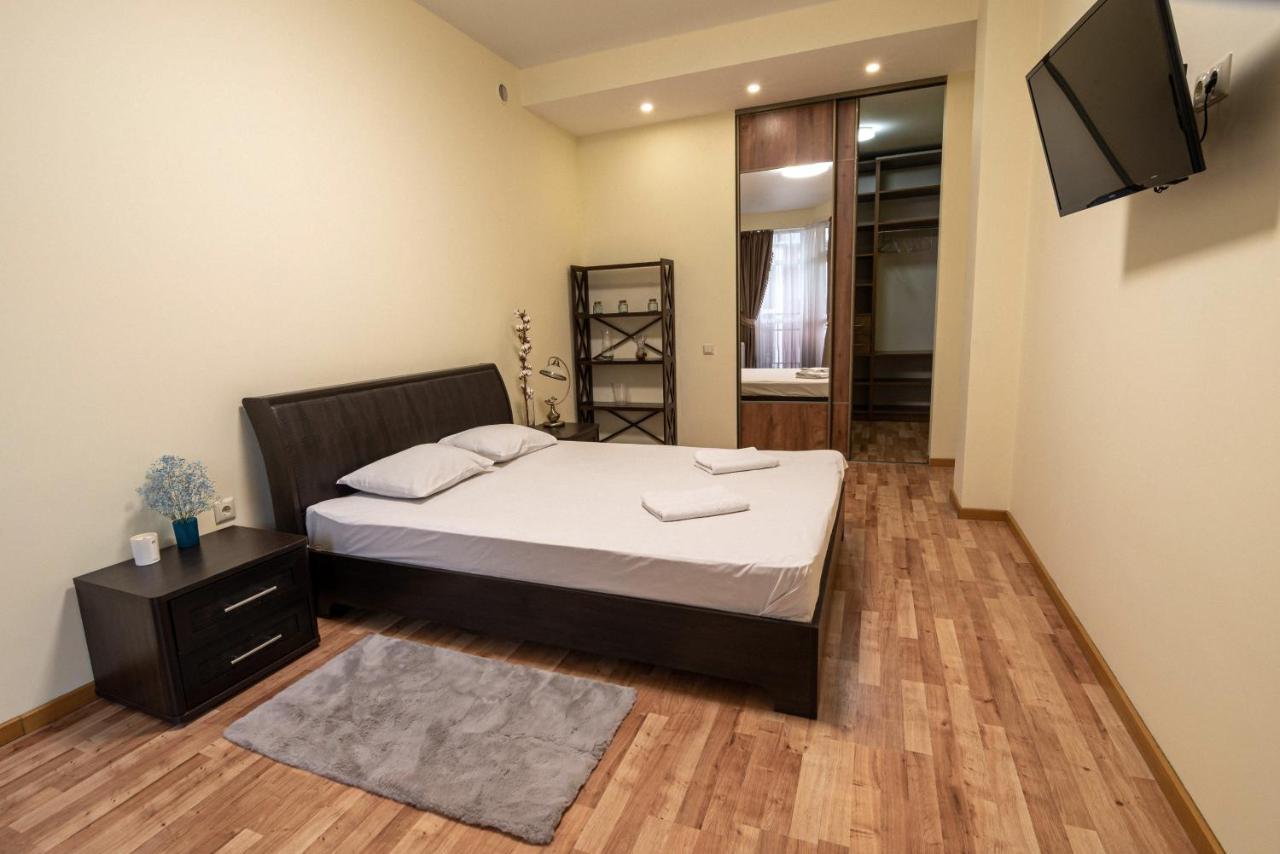 Comfort Apartment Lviv Exterior foto