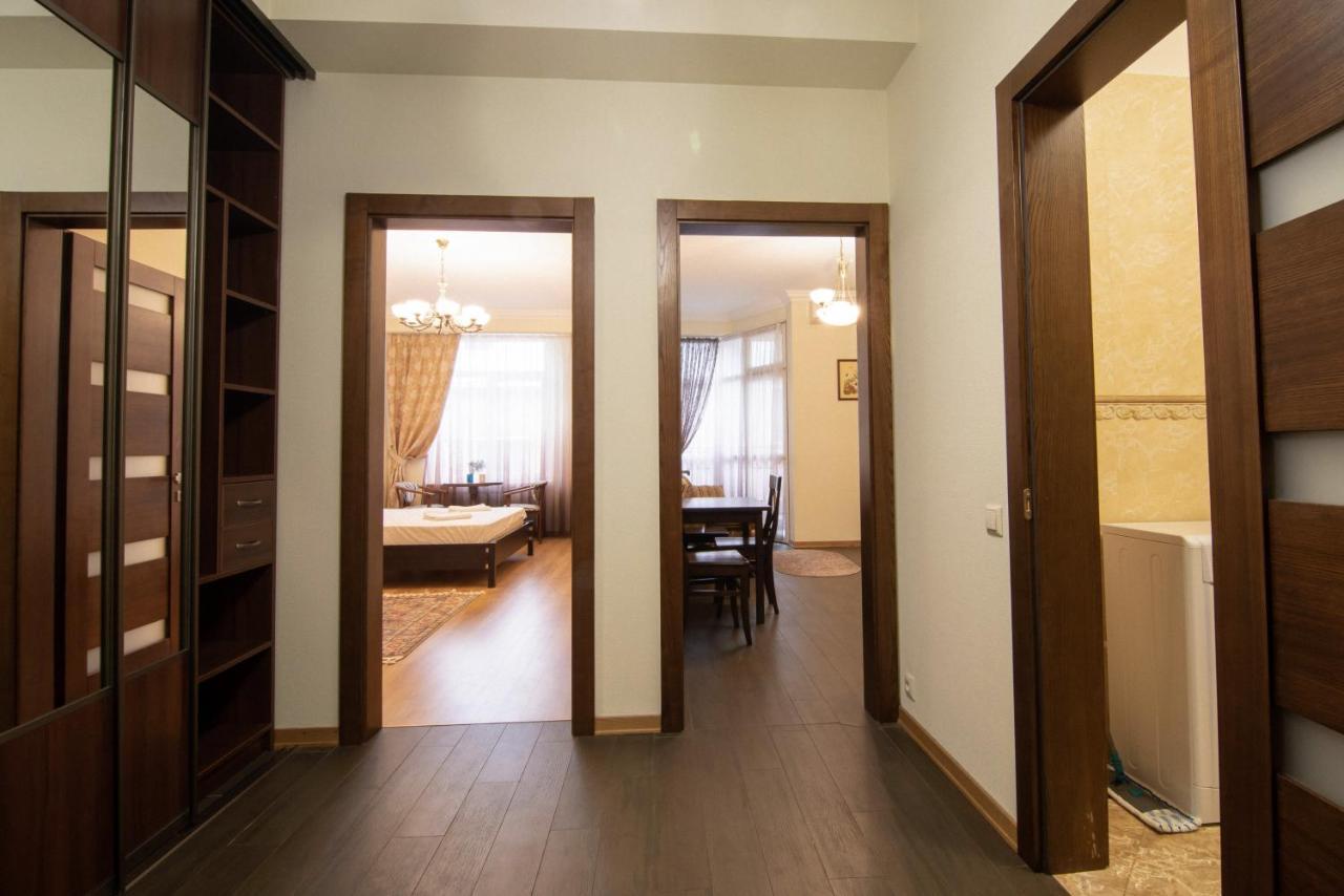 Comfort Apartment Lviv Exterior foto