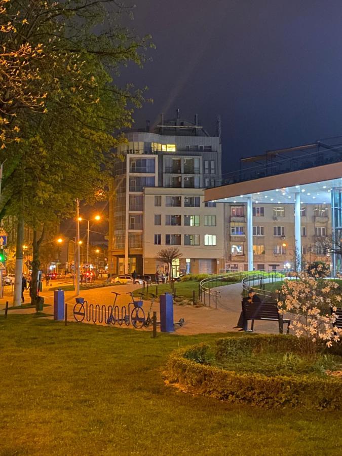 Comfort Apartment Lviv Exterior foto